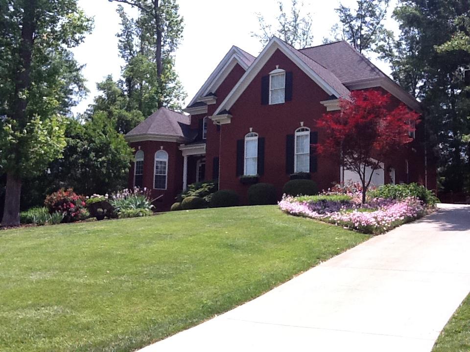 115 Walnut Creek Way