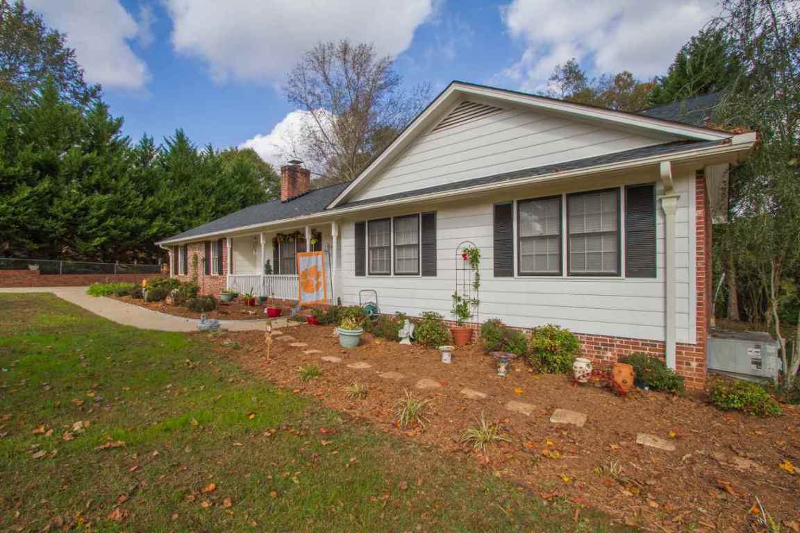 1704 Millgate Road