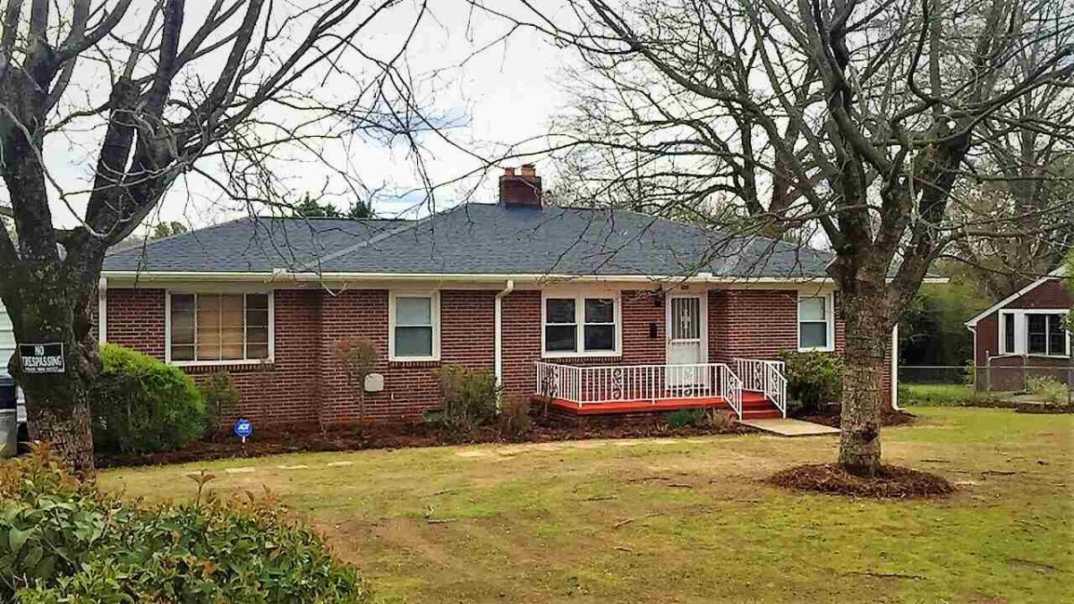 215 Bedford Forest Avenue