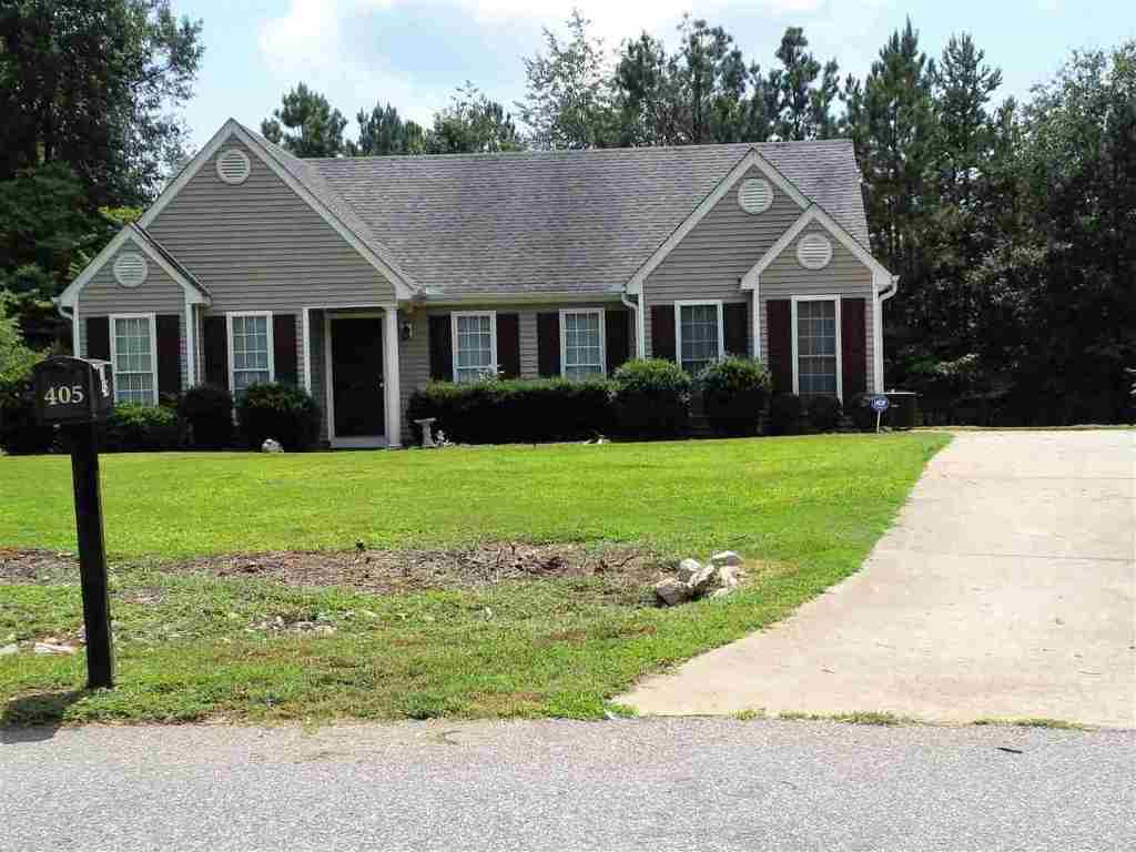 405 Whispering Lane