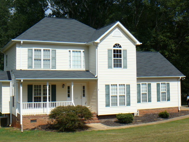 105 Coachman Court