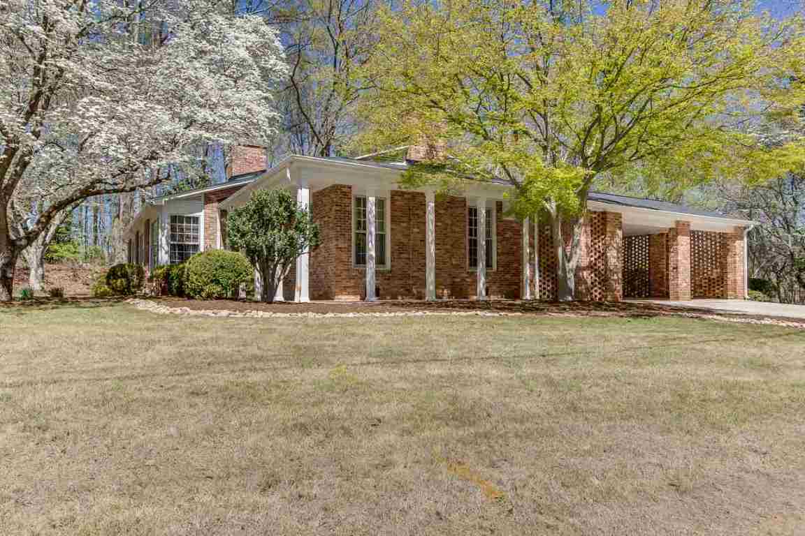 215 Forest Hill Drive