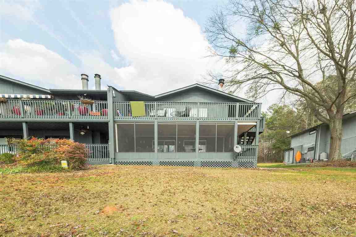 8A Hartwell Villas