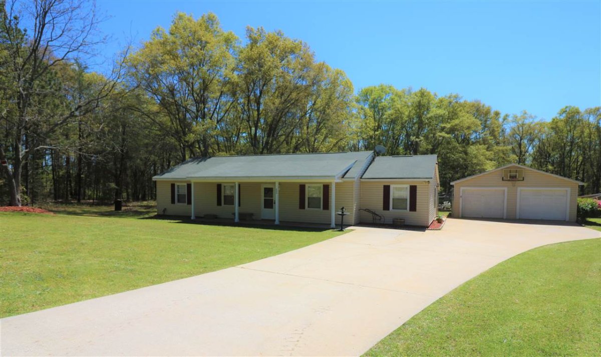 303 Pritchards Drive