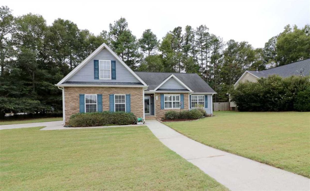 101 Thorncliff Place