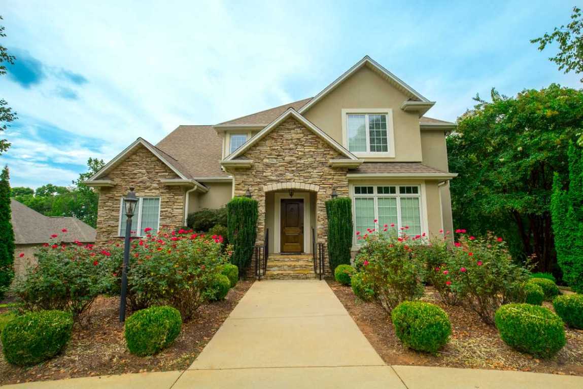 804 Eagleview