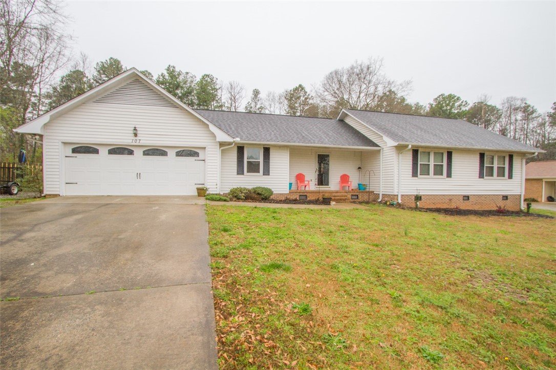 107 Coachman Drive