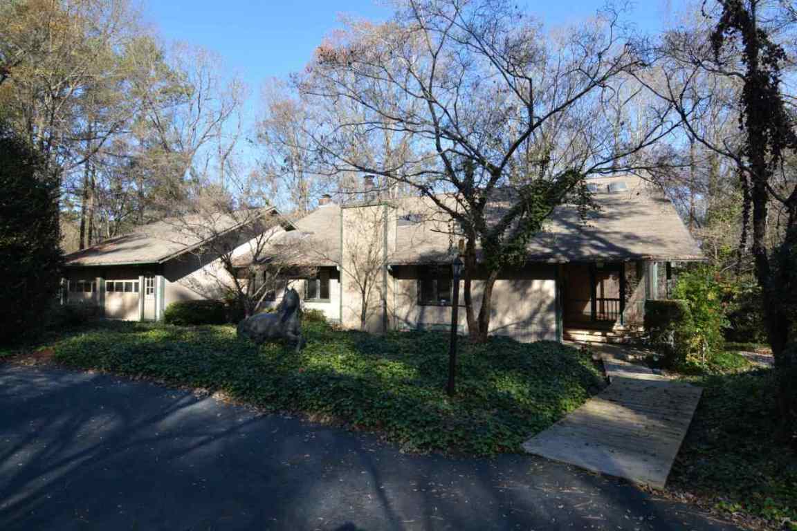 390 Ridgecrest Drive