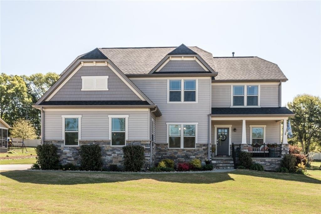 106 Baybrooke Lane