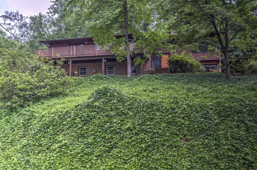 423 Pin Du Lac Drive
