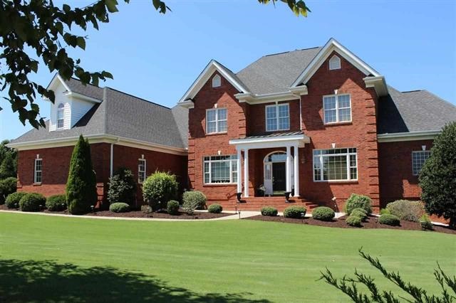 104 Grassy Knoll Way
