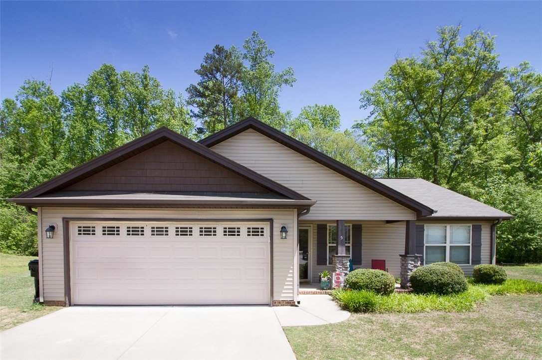 5 Vista Rose Court