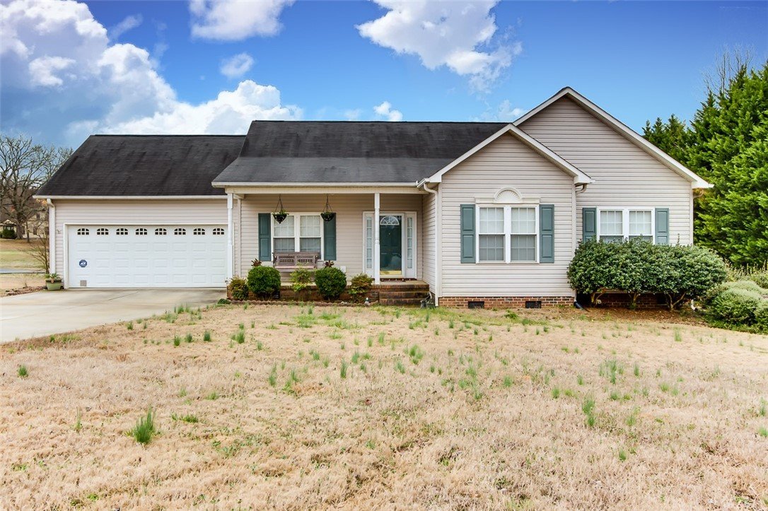 107 Sheila Drive Williamston