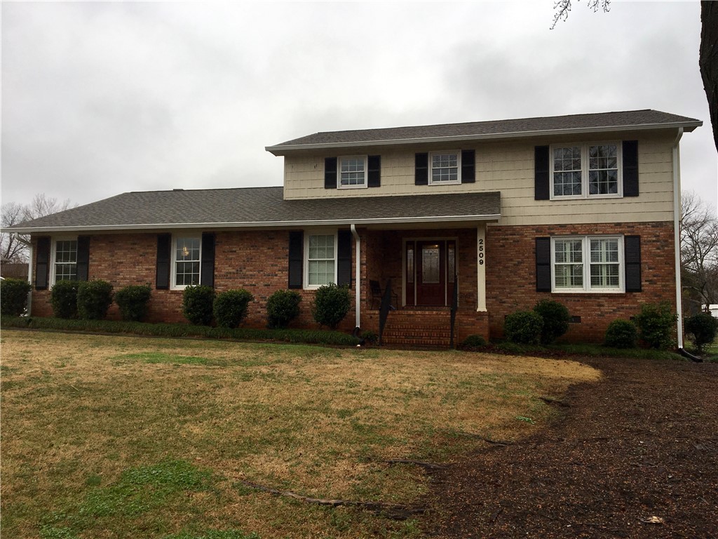 2509 Saxony Drive