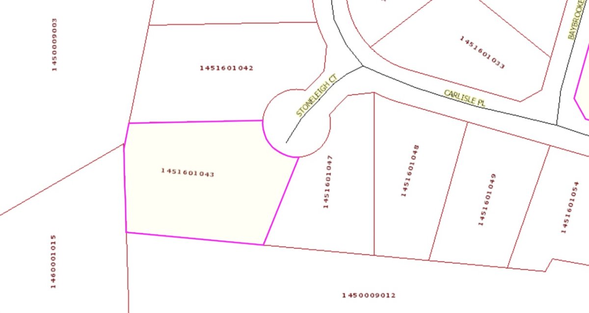 102 Stoneleigh Court