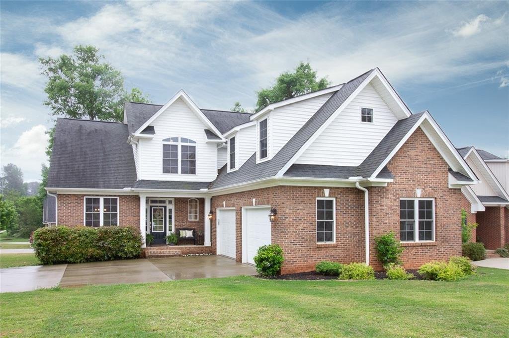 301 Wilkes Way