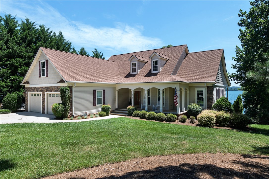 735 Navigators Point