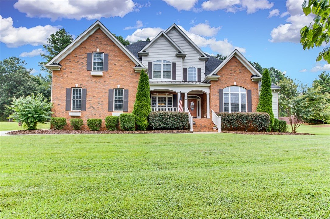 104 Lantern Ridge Drive