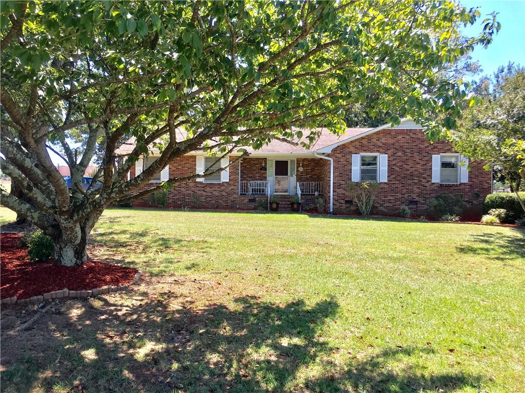 211 Greenland Road