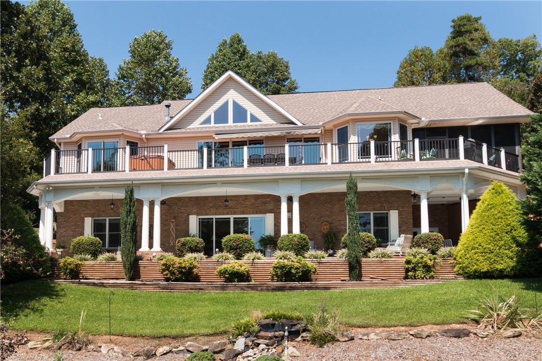 515 Beacon Shores Drive