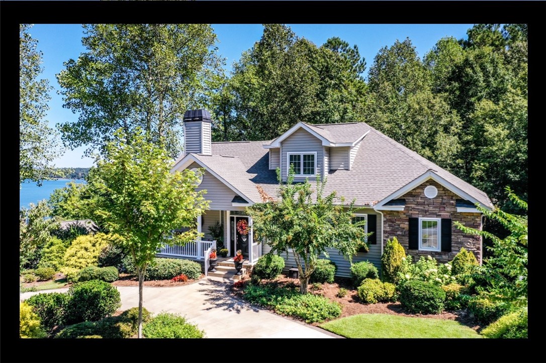 400 Ridge Pointe Court