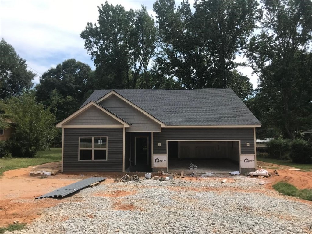 107 Westwind Road