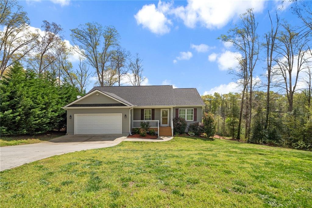 2604 Linmar Circle