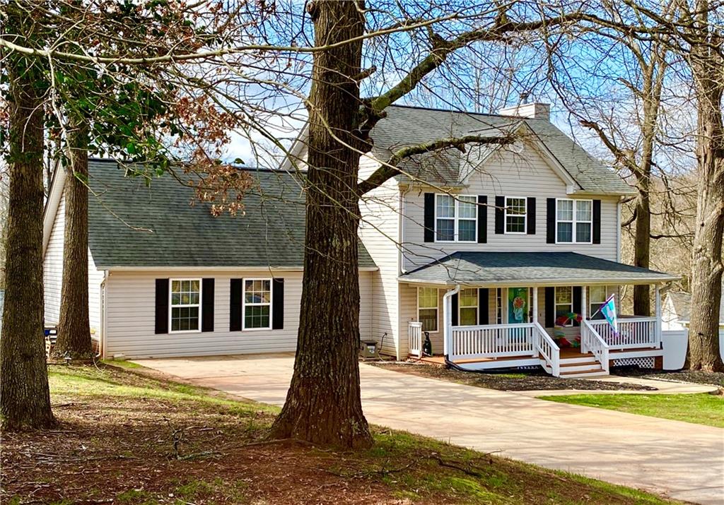 211 Laurel Heights