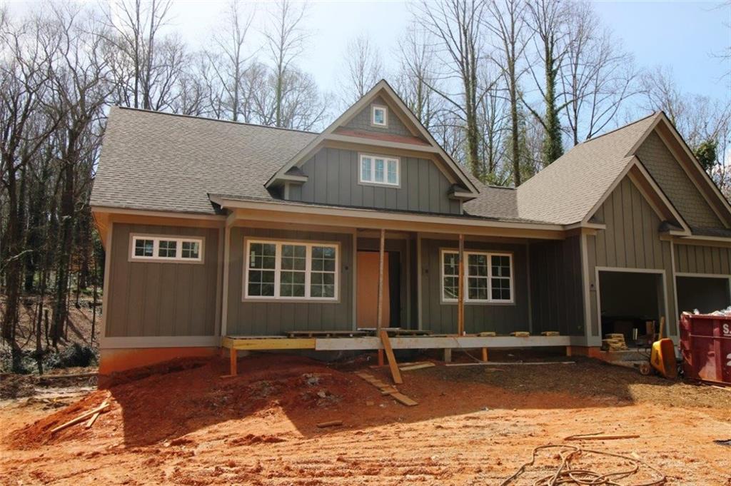 102 Creekview Drive
