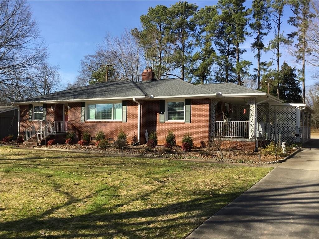 202 Beauregard Avenue