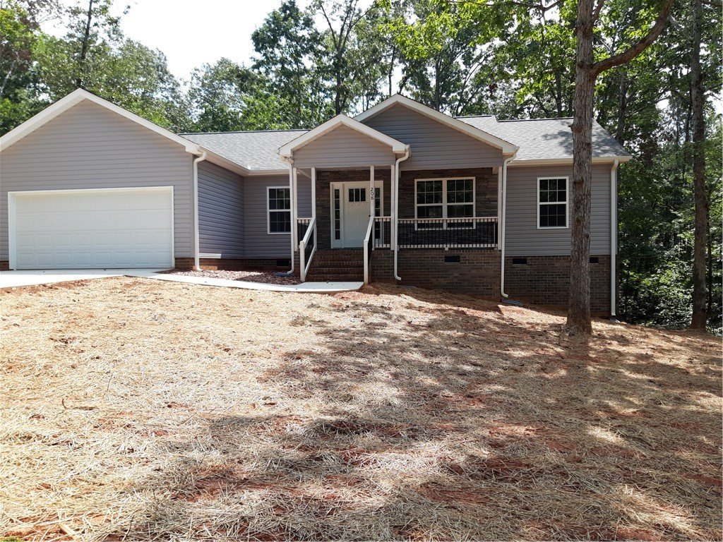 208 Ginko Ridge