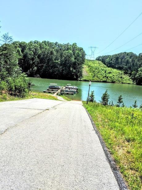 930 Coachmans Trail