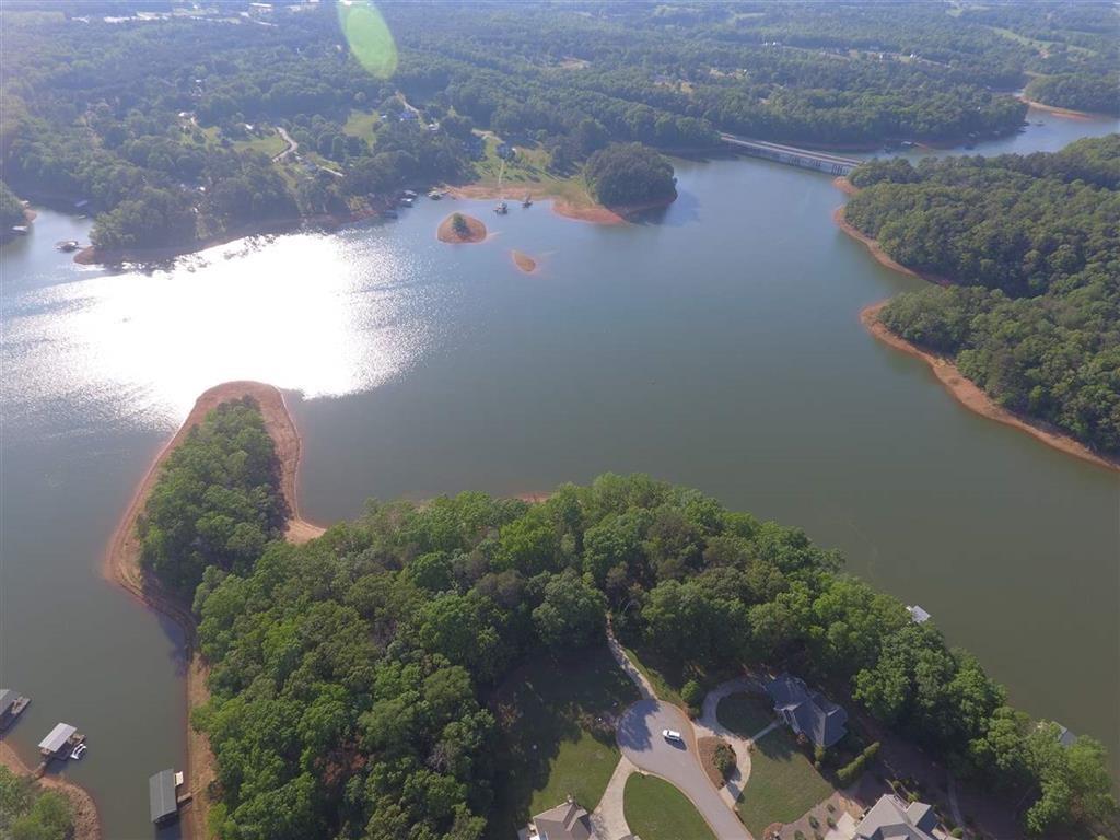130 Topsail Drive