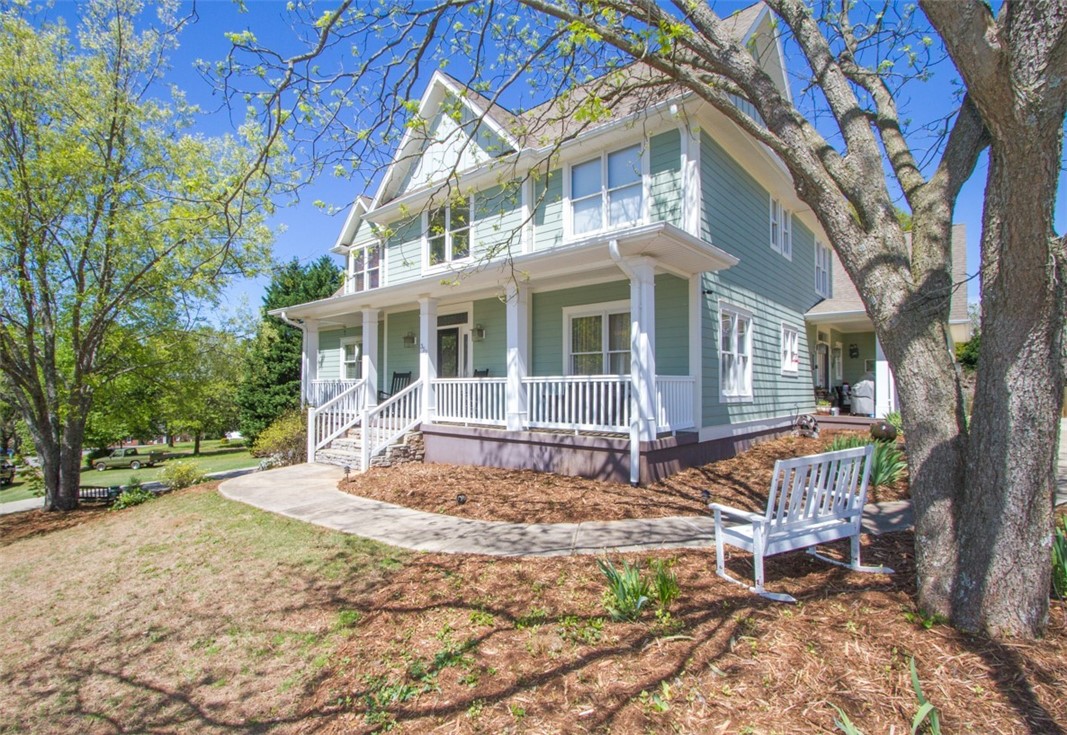 351 Greenhill Drive