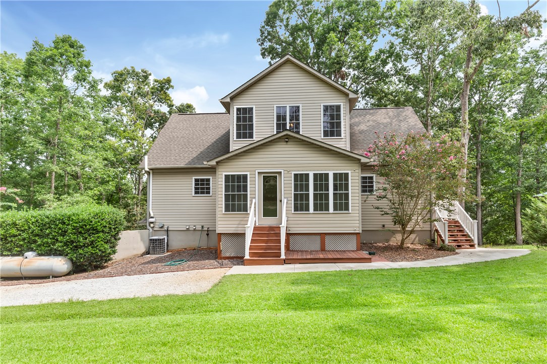 214 Riverlake Road