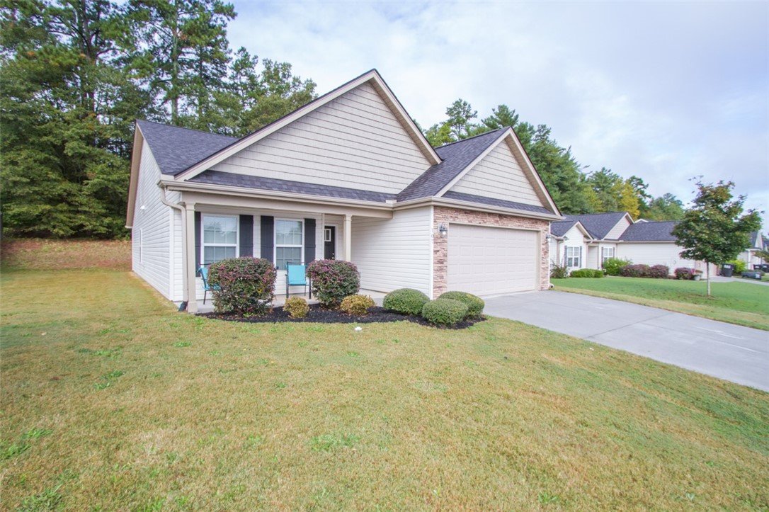 107 Gallant Lane