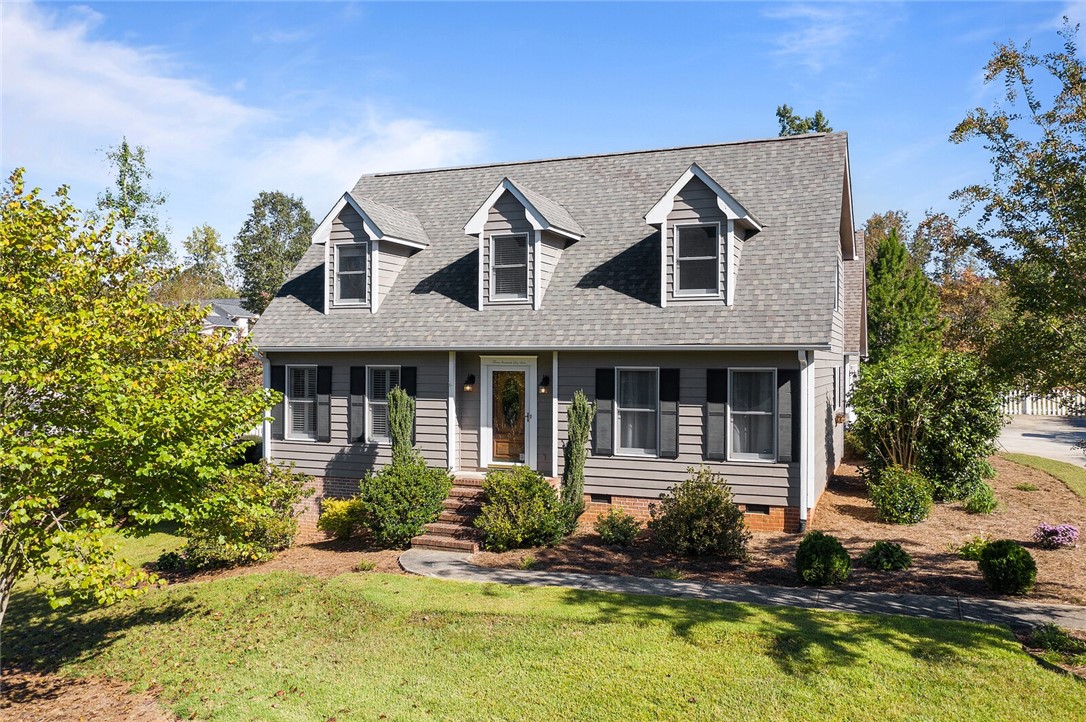 3053 Woodale Circle