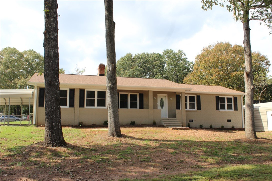 2701 Dellwood Lane