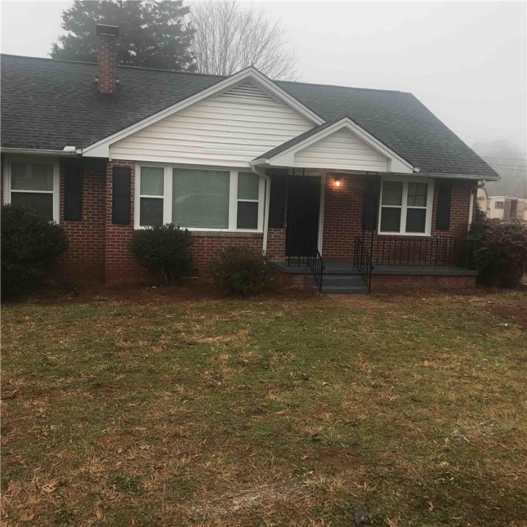 3212 Howland Drive