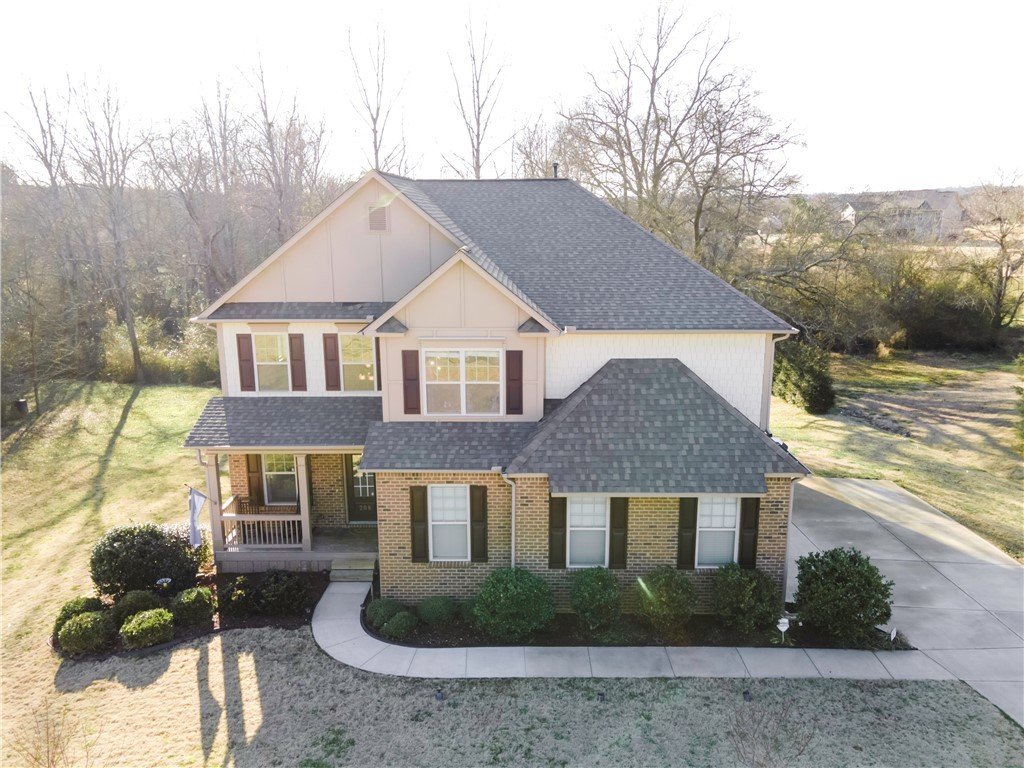 208 Vining Crossing