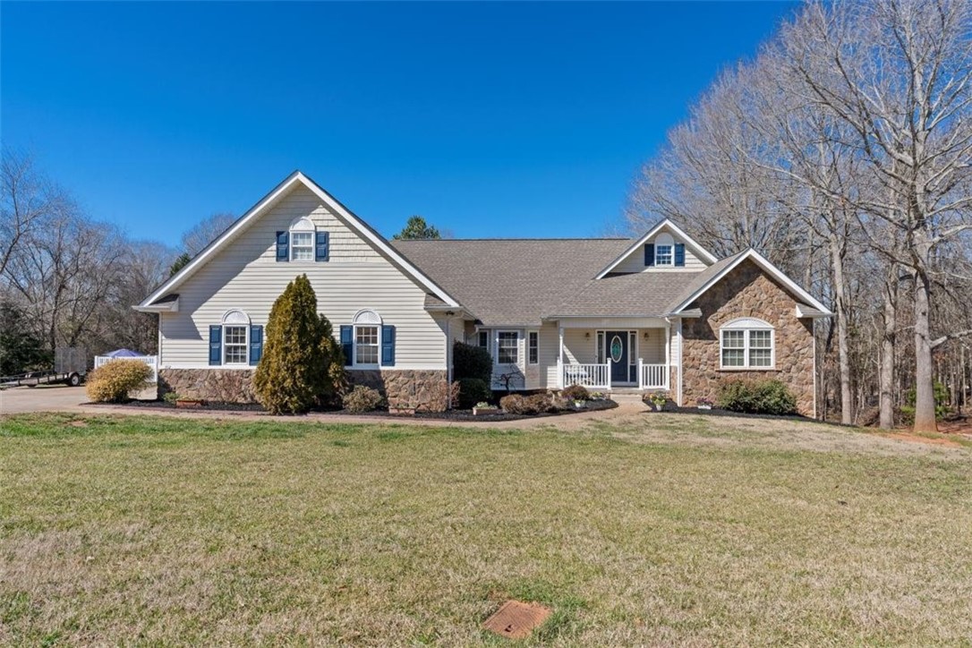 712 Sagewood Lane