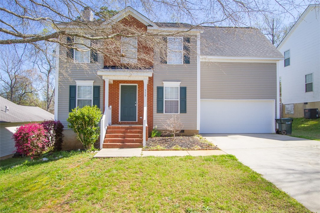 315 Hampton Ridge