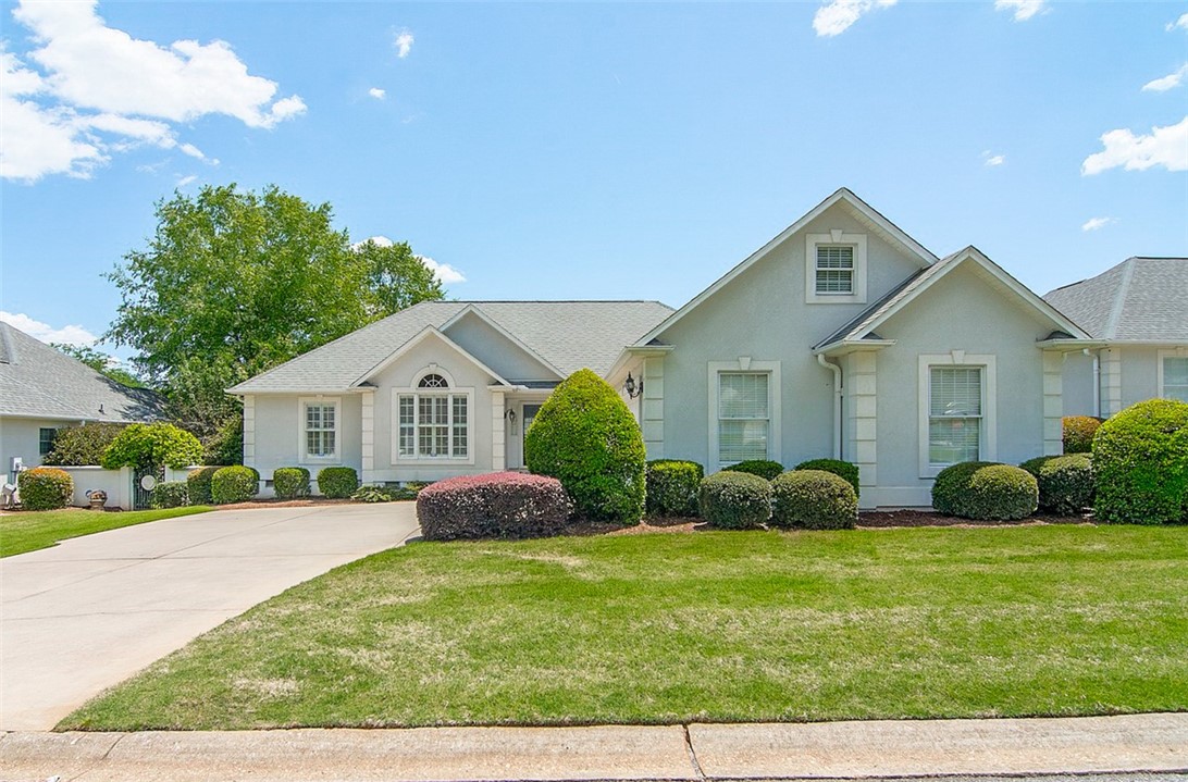 157 Bradley Park