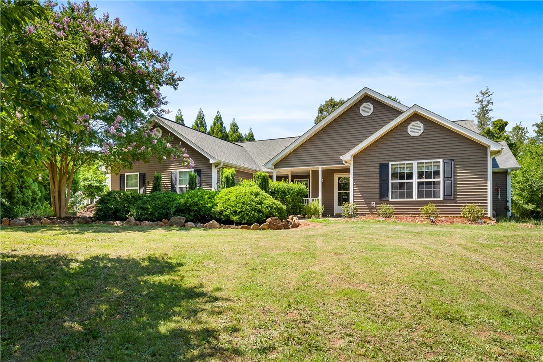 201 Inlet Drive