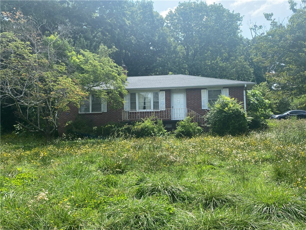 3213 Howland Drive