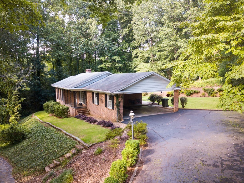205 Tamassee Drive