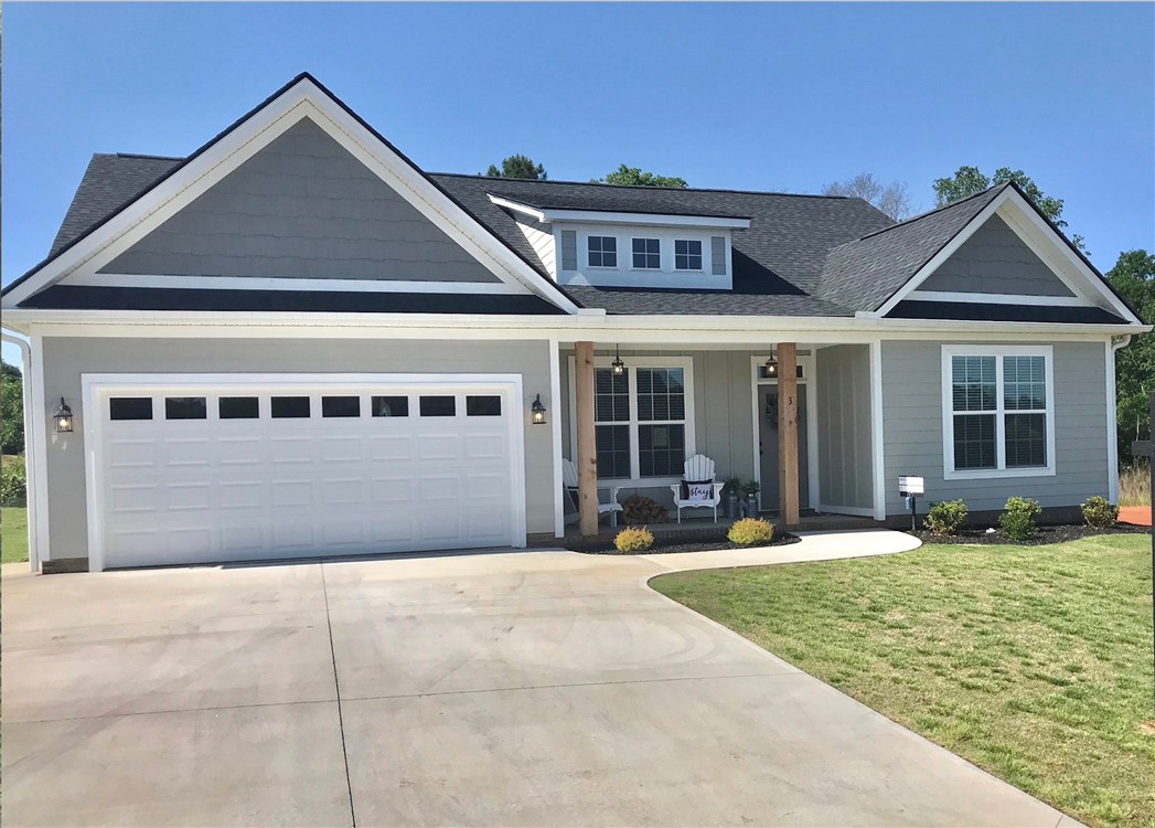 3 Barron Glenn Way