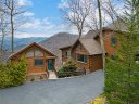 627 Asgi Trail sold home in Maggie Valley, SC
