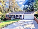 2440 23rd Avenue Place sold home in Hickory, SC