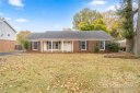 15821 Fairfield Drive sold home in Matthews, SC